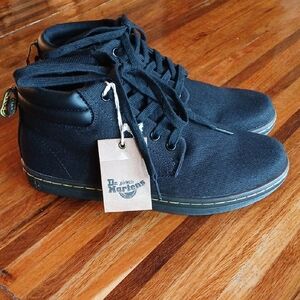 Dr. Martens Maleke Canvas Chukka Boots - 8 Mens/9 Ladies